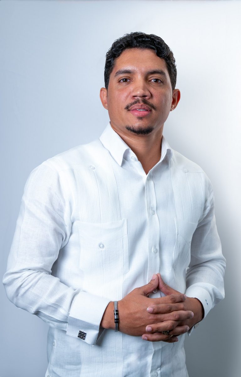 Manuel Alvarez Manuel Alvarez